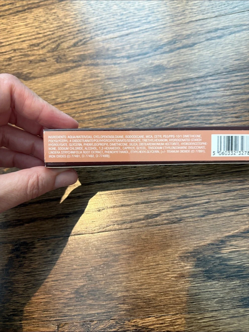 Charlotte Tilbury contour wand in Fair-Medium